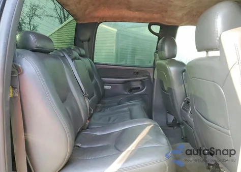 2003 Chevrolet Silverado C1500 Heavy Duty z USA, uszkodzony, nr VIN 1GCGC13U03F236014